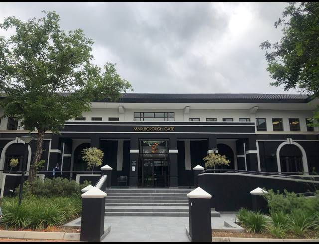 423M² RETAIL TO LET IN HYDE PARK